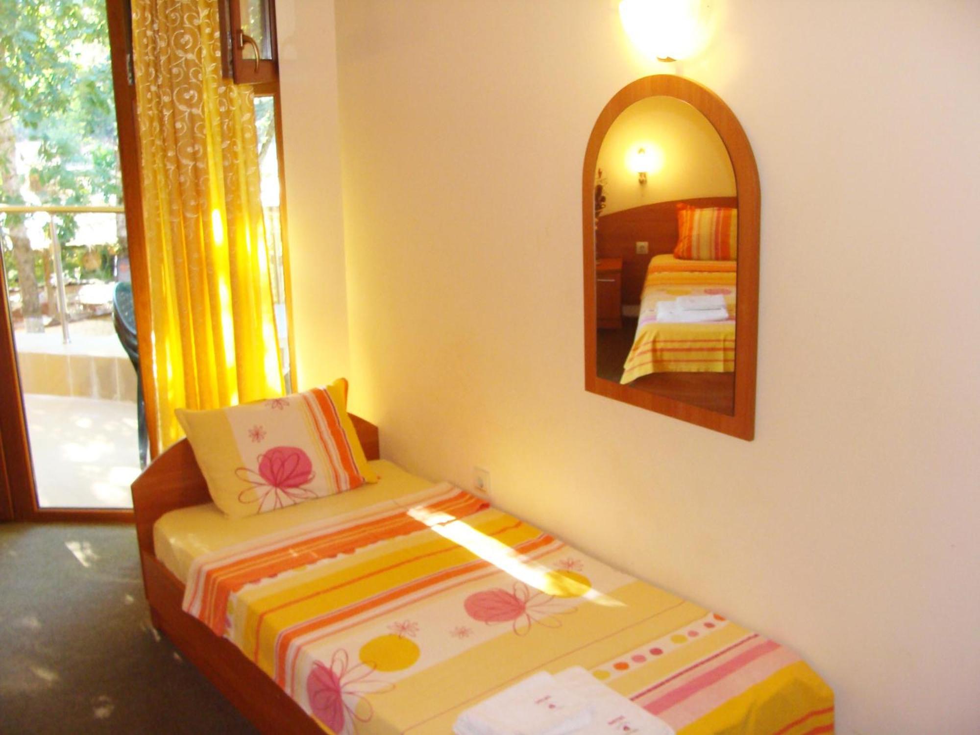 Sunny Paradise Family Hotel キテン 部屋 写真